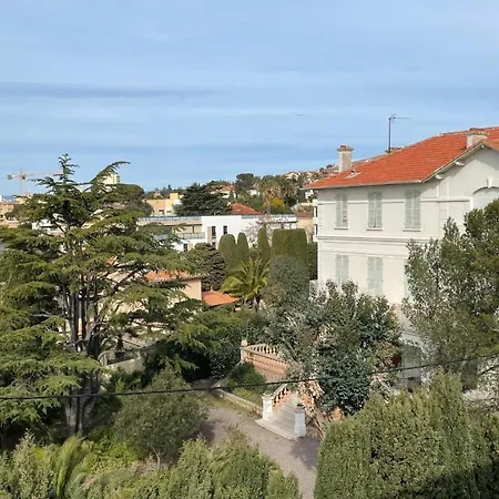 Azur Views In Front Of The Grande Bleue Saint-Raphael (Var)