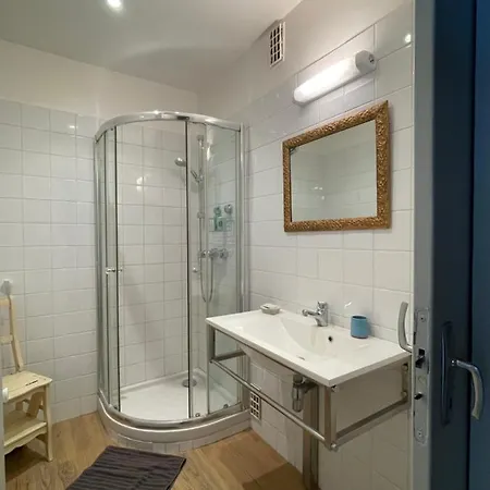 Apartment Azur Views In Front Of The Grande Bleue Saint-Raphael (Var)